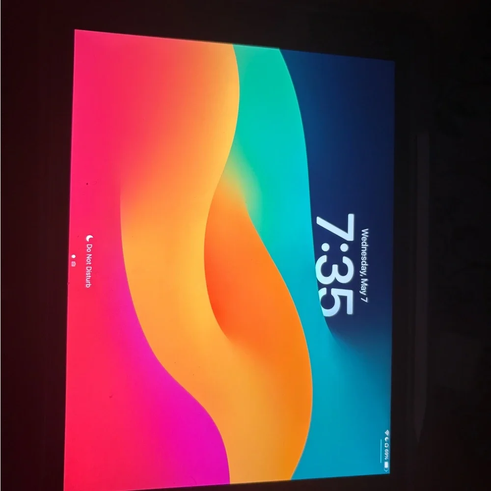 iPad with iPadOS 17.6.1